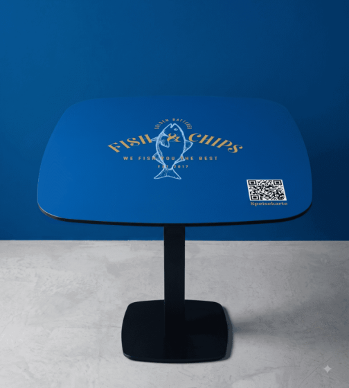 referenz-fish-chips-tisch-branding-1-768x862